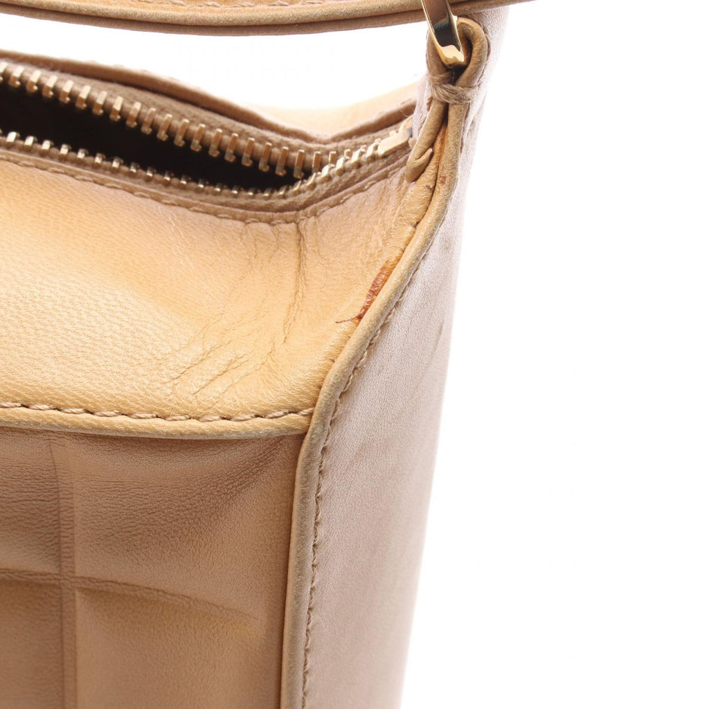 Chanel Shoulder Bag Choco Bar CC Logo Beige Leather — view 8