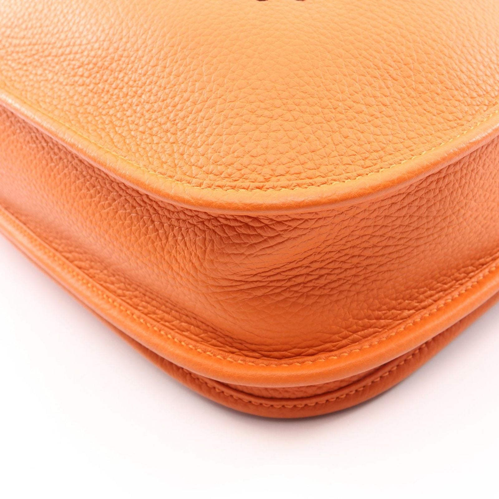 Hermes Shoulder Bag Evelyne 3 Trois PM — view 6