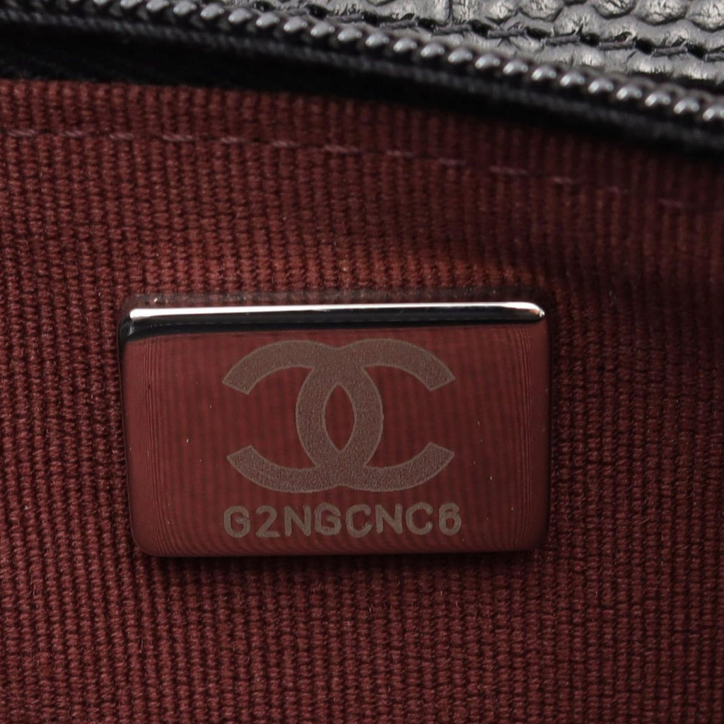 Chanel Shoulder Bag Quilted Black Caviar Leather Chain Wallet — view 5