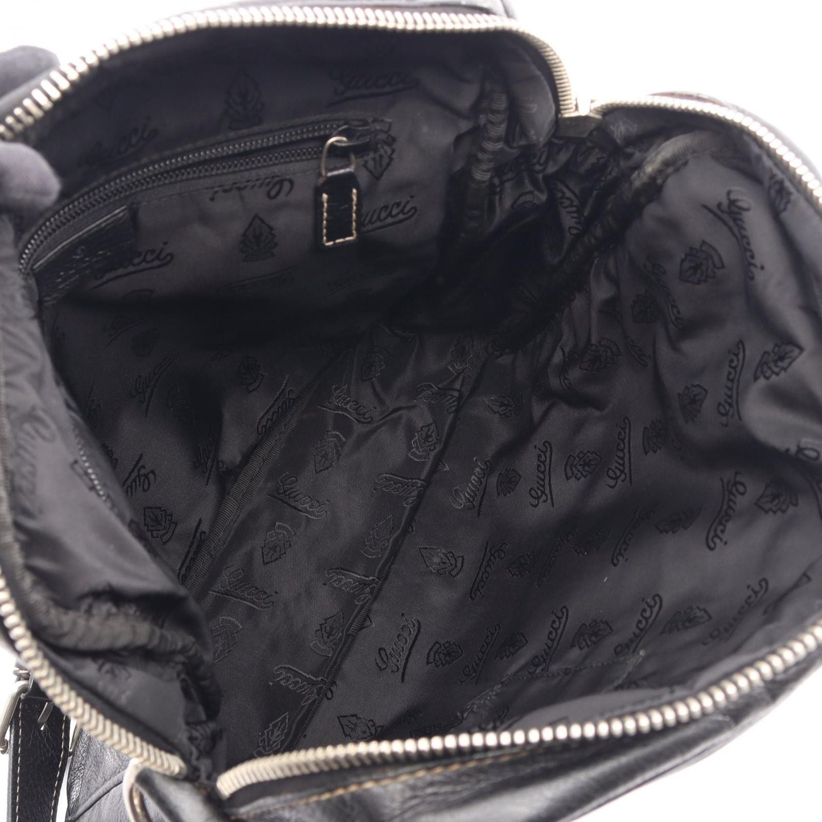 Gucci Shoulder Bag Crest Black Leather — view 3