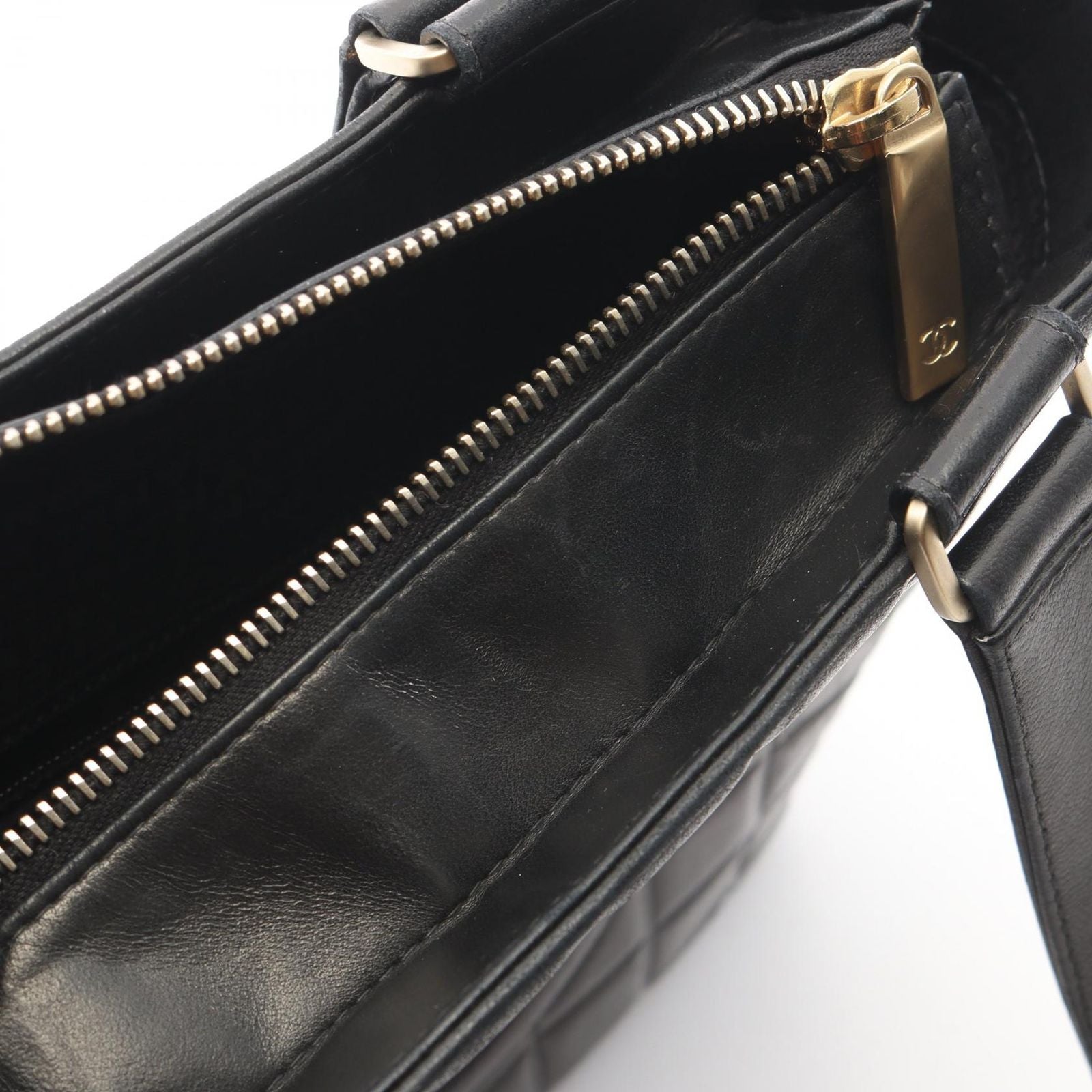Chanel Tote Bag Choco Bar Black Lambskin CC Logo — view 7