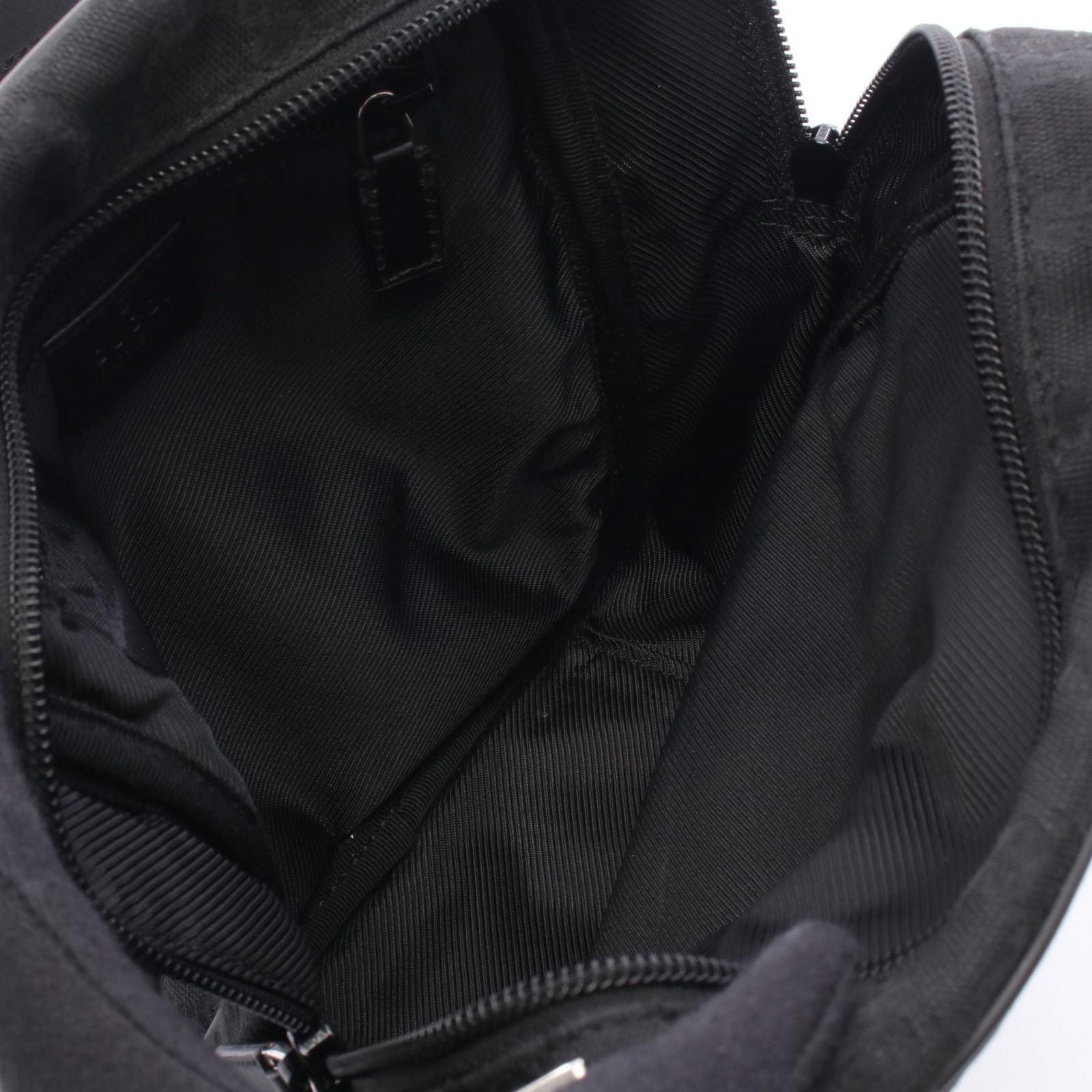 Gucci Shoulder Bag GG Canvas Black — view 3