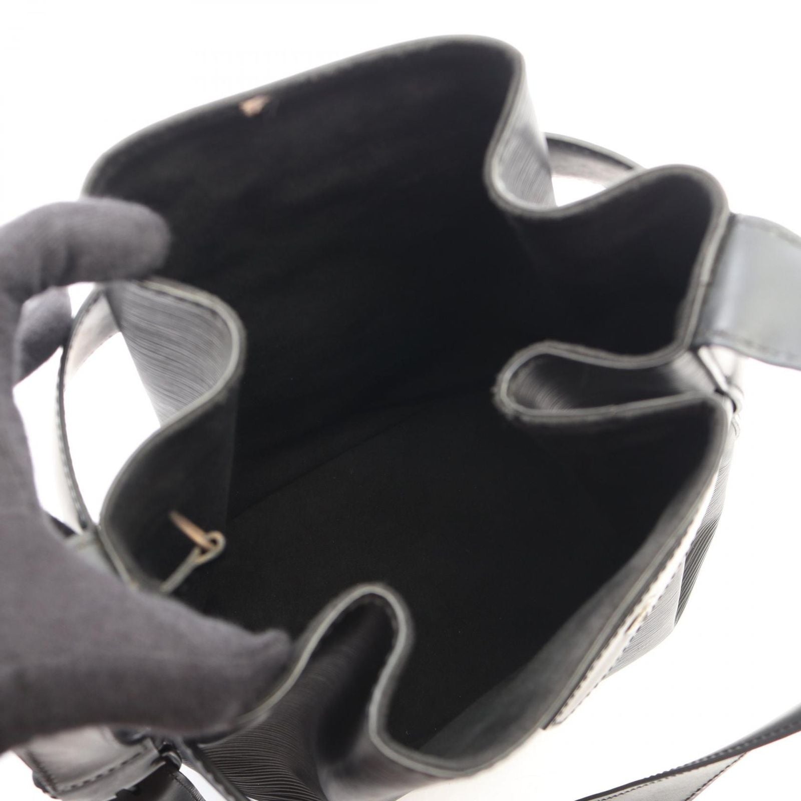 Louis Vuitton Shoulder Bag Sac Depaul PM Epi Noir Leather — view 3