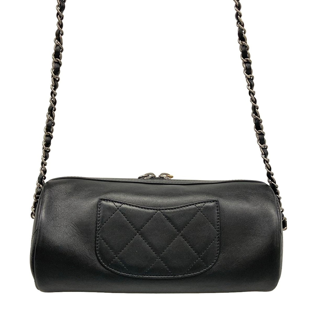 Chanel Shoulder Bag Black Chain Logo — view 3