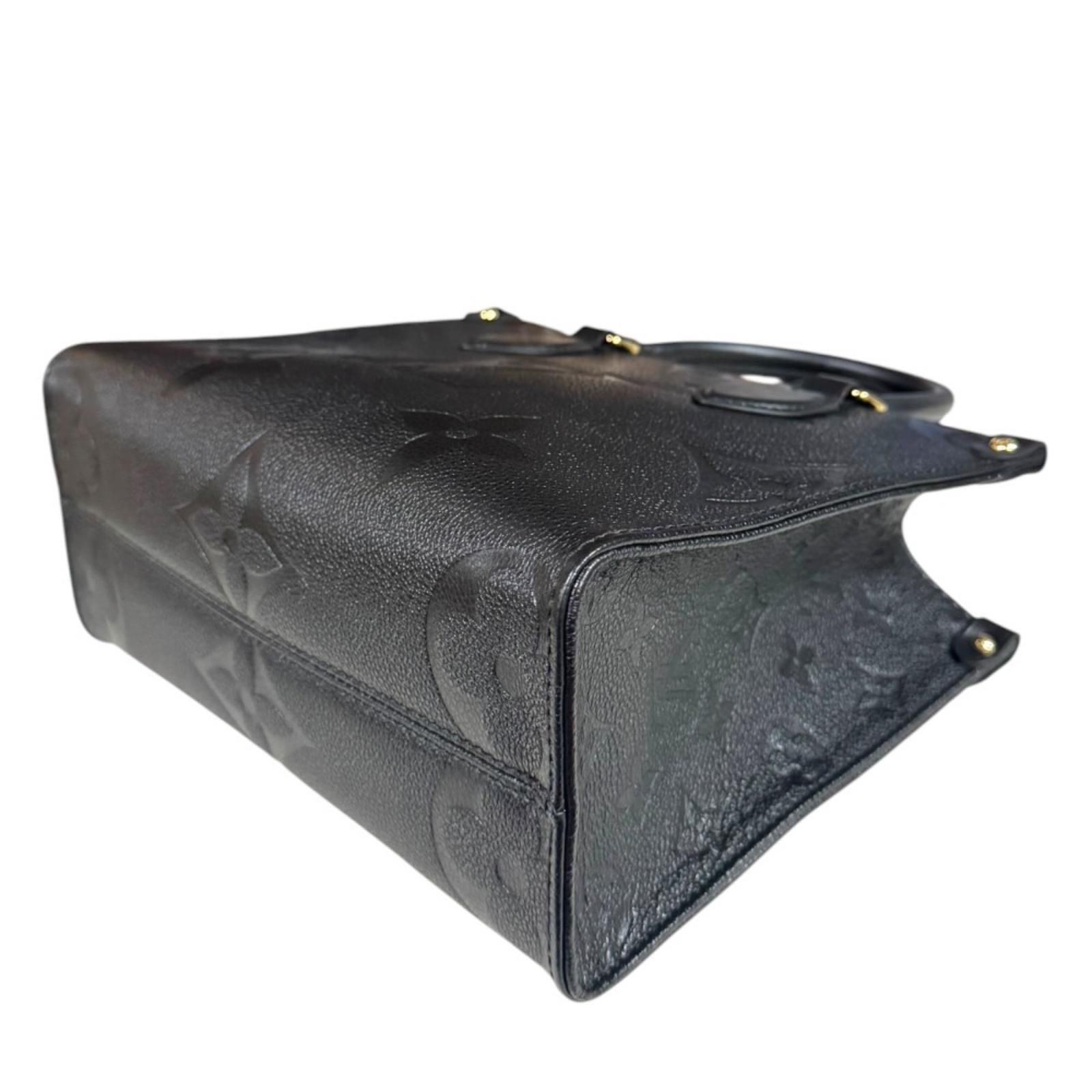 Louis Vuitton On The Go PM Monogram Empreinte Shoulder Bag Black Vintage — view 4