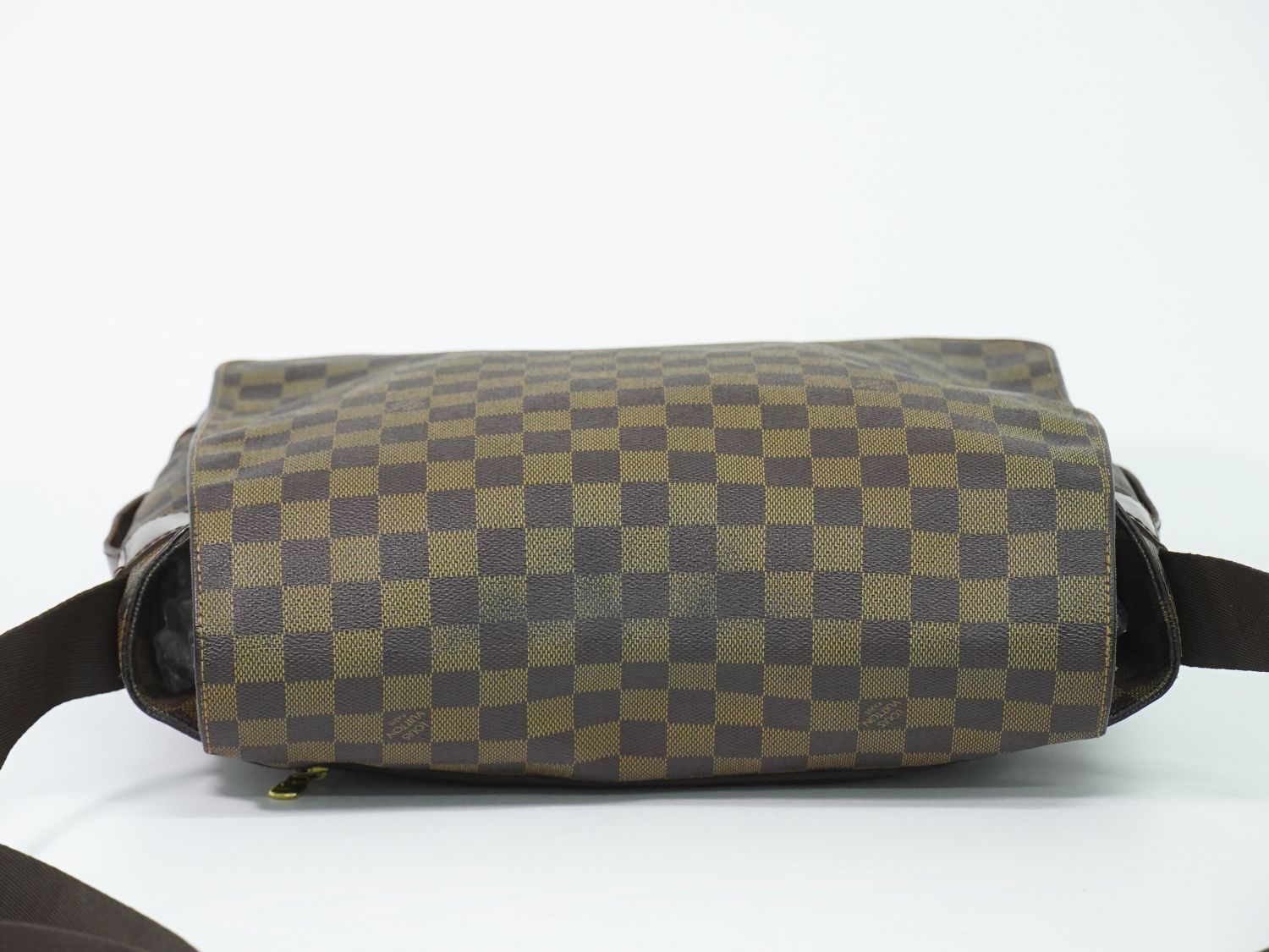 Louis Vuitton LV Bastille Damier Ebene Shoulder Bag Brown Vintage — view 5