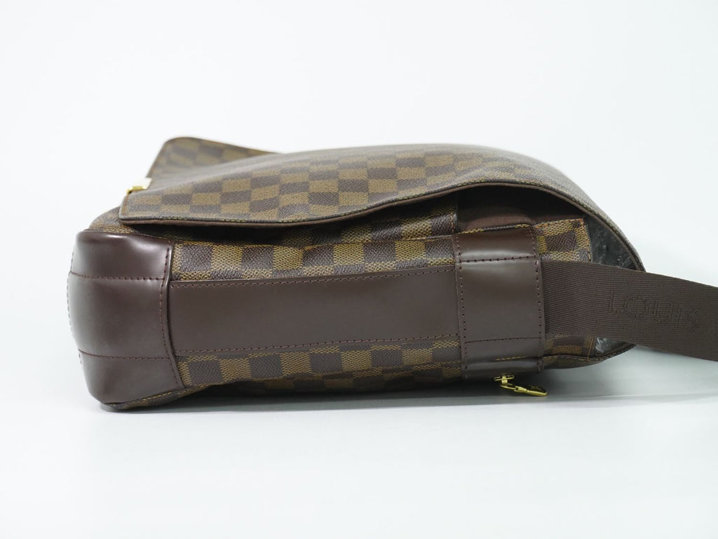 Louis Vuitton LV Bastille Damier Ebene Shoulder Bag Brown Vintage — view 4