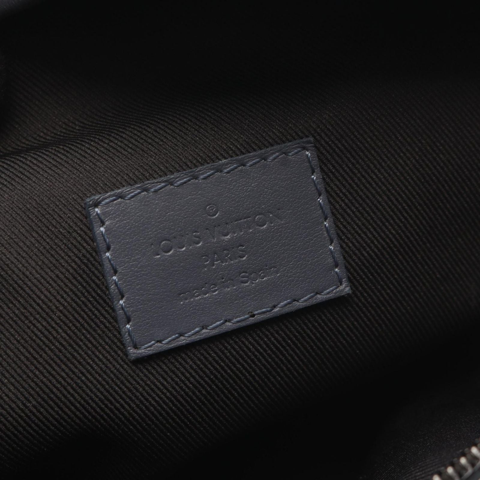 Louis Vuitton Waist Bag Discovery PM Monogram Shadow Navy Blue Leather — view 4