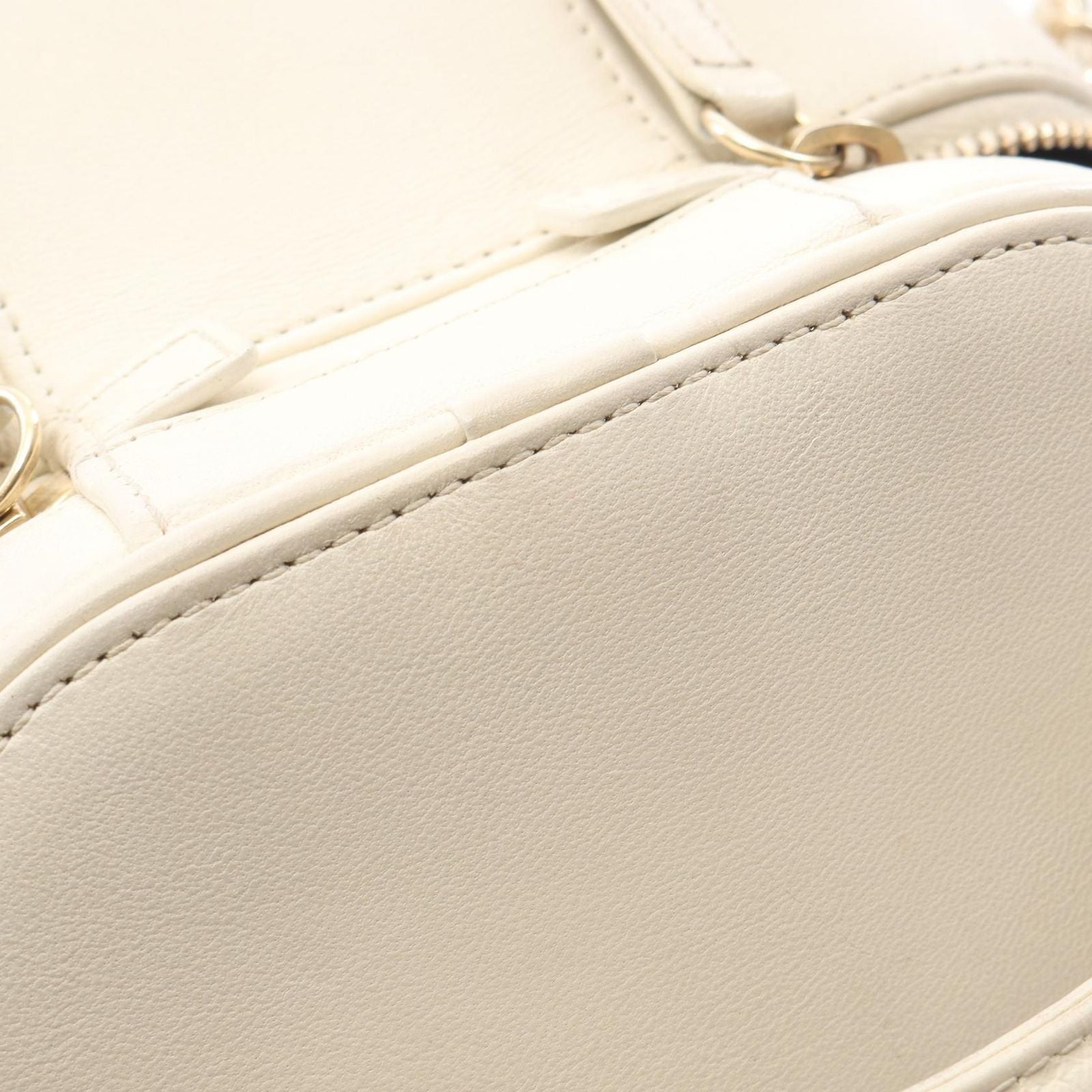 Chanel Handbag CC Logo 2-Way AS White Lambskin CC Vanity Chain Shoulder — view 7