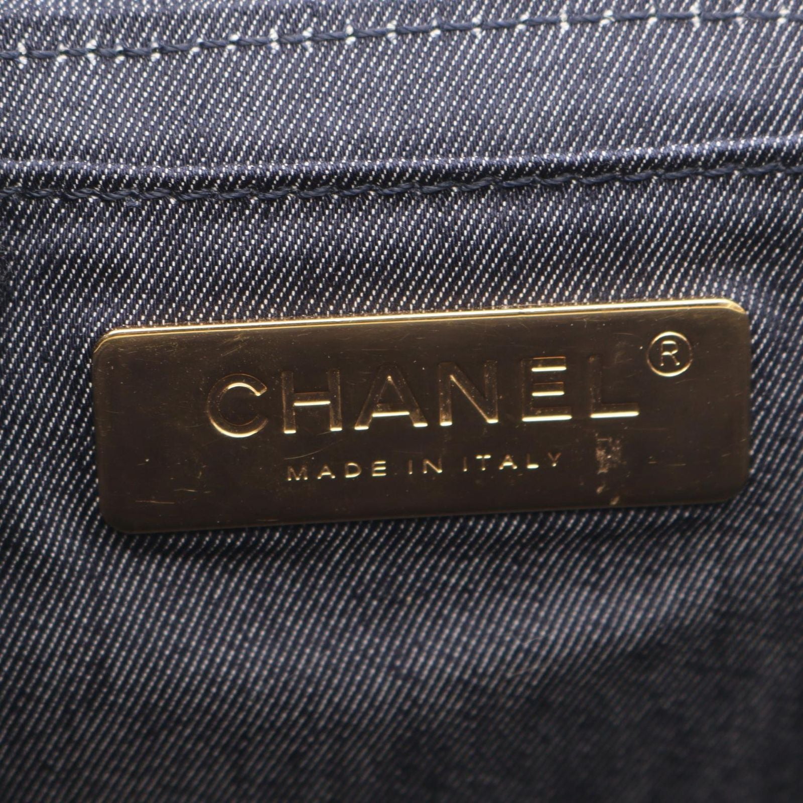 Chanel Handbag CC Logo 2-Way AS White Lambskin CC Vanity Chain Shoulder — view 4