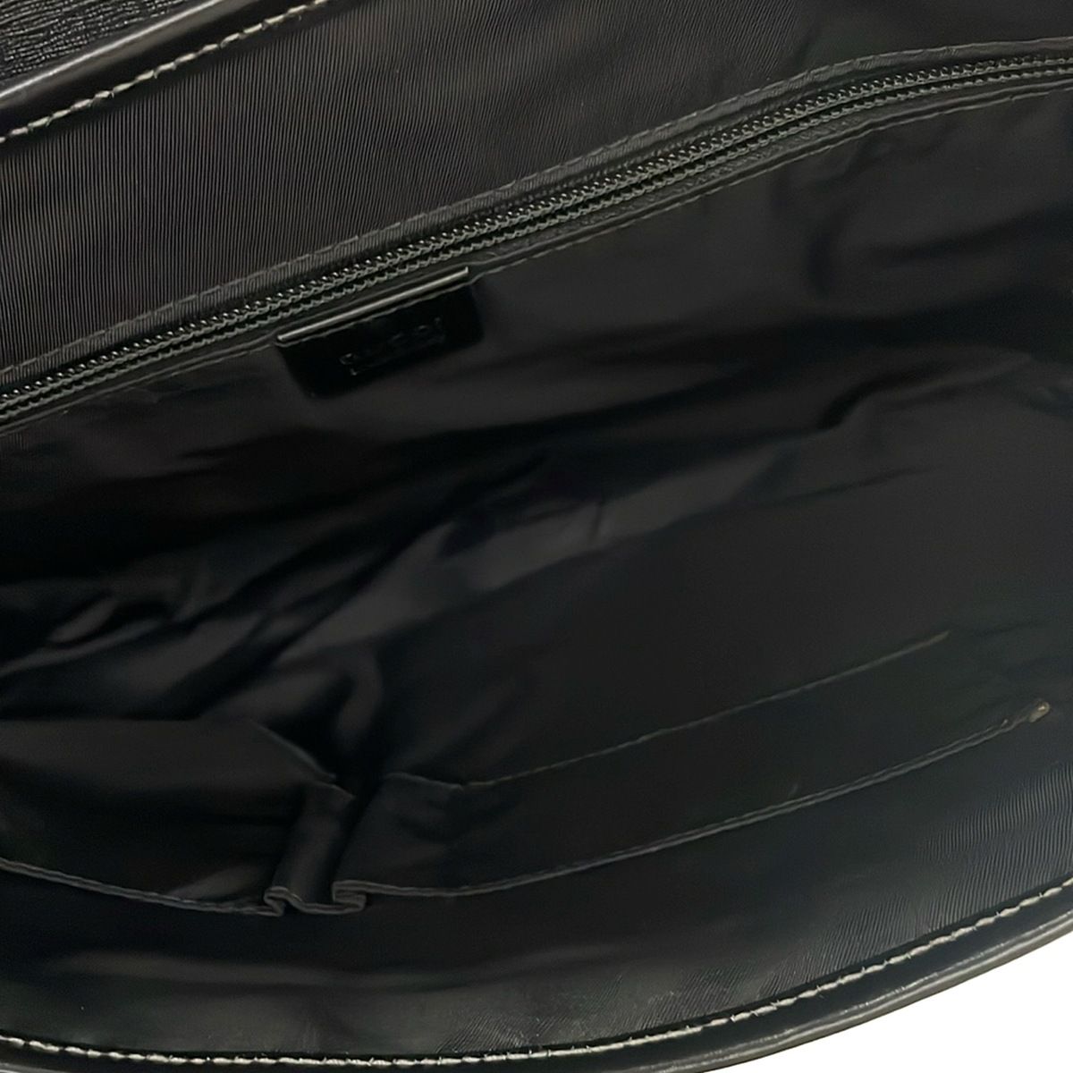 Gucci Shoulder Bag Interlocking Black Leather — view 7