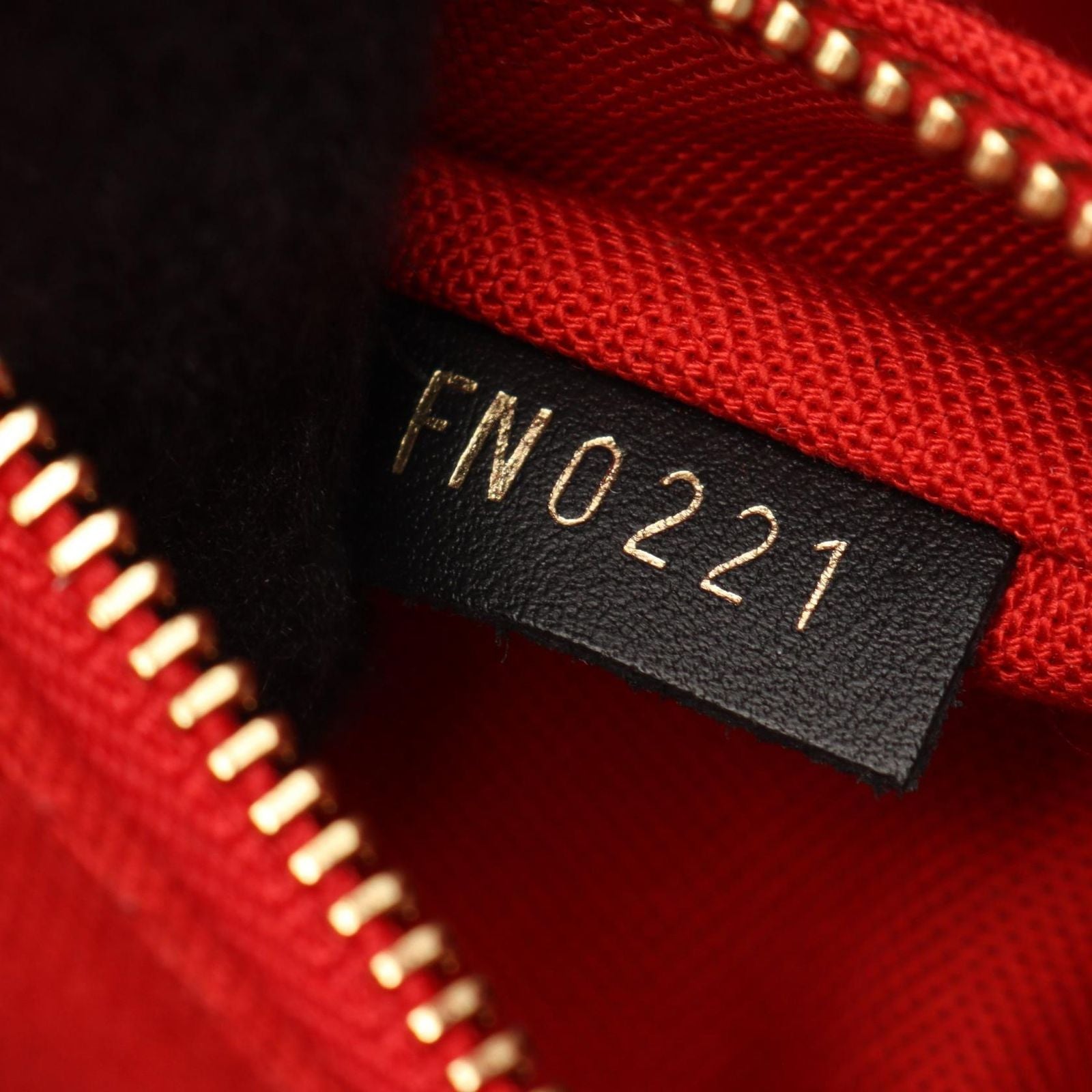 Louis Vuitton Shoulder Bag On The Go GM Canvas Leather — view 5