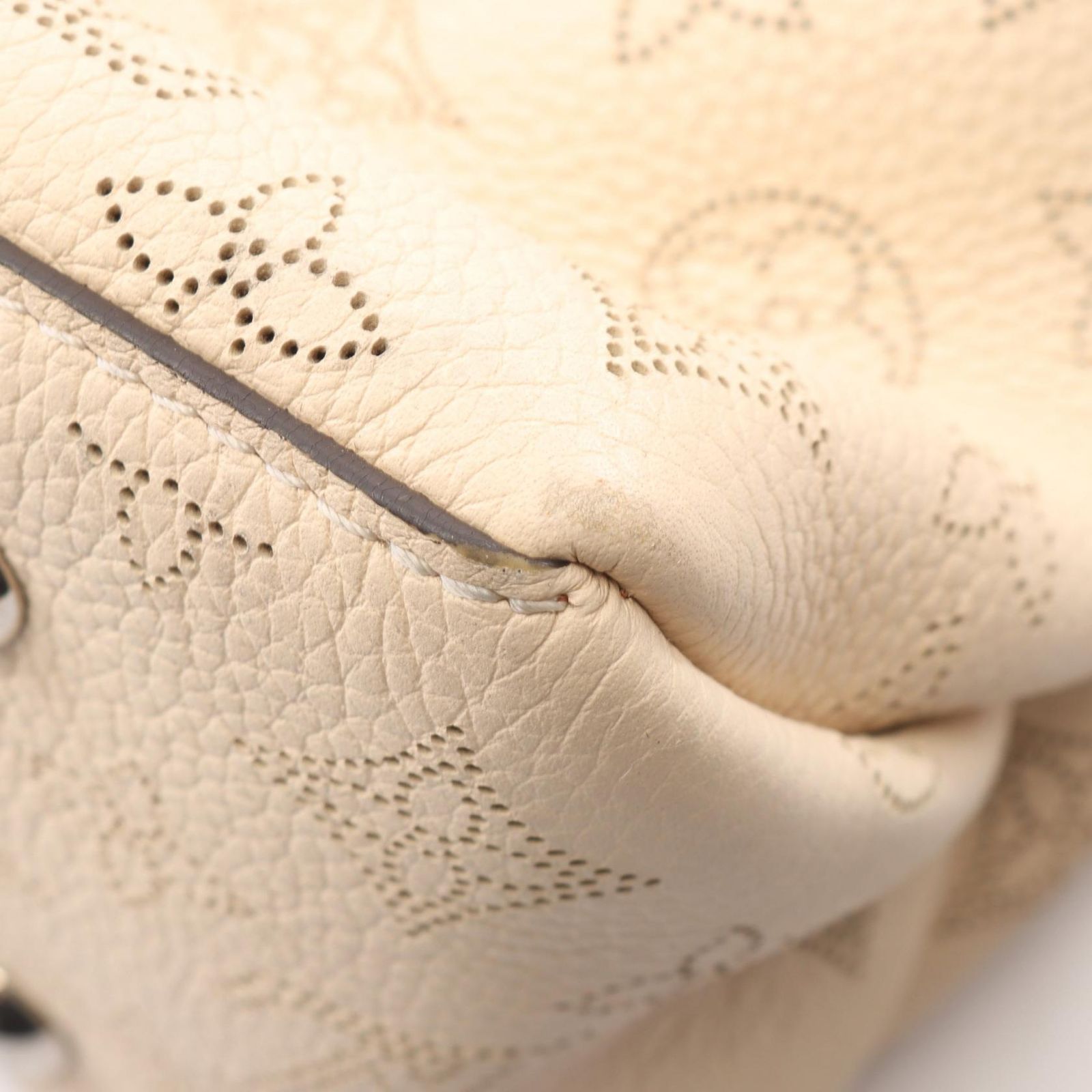 Louis Vuitton Handbag Bella Tote 2-Way Cream Leather — view 7