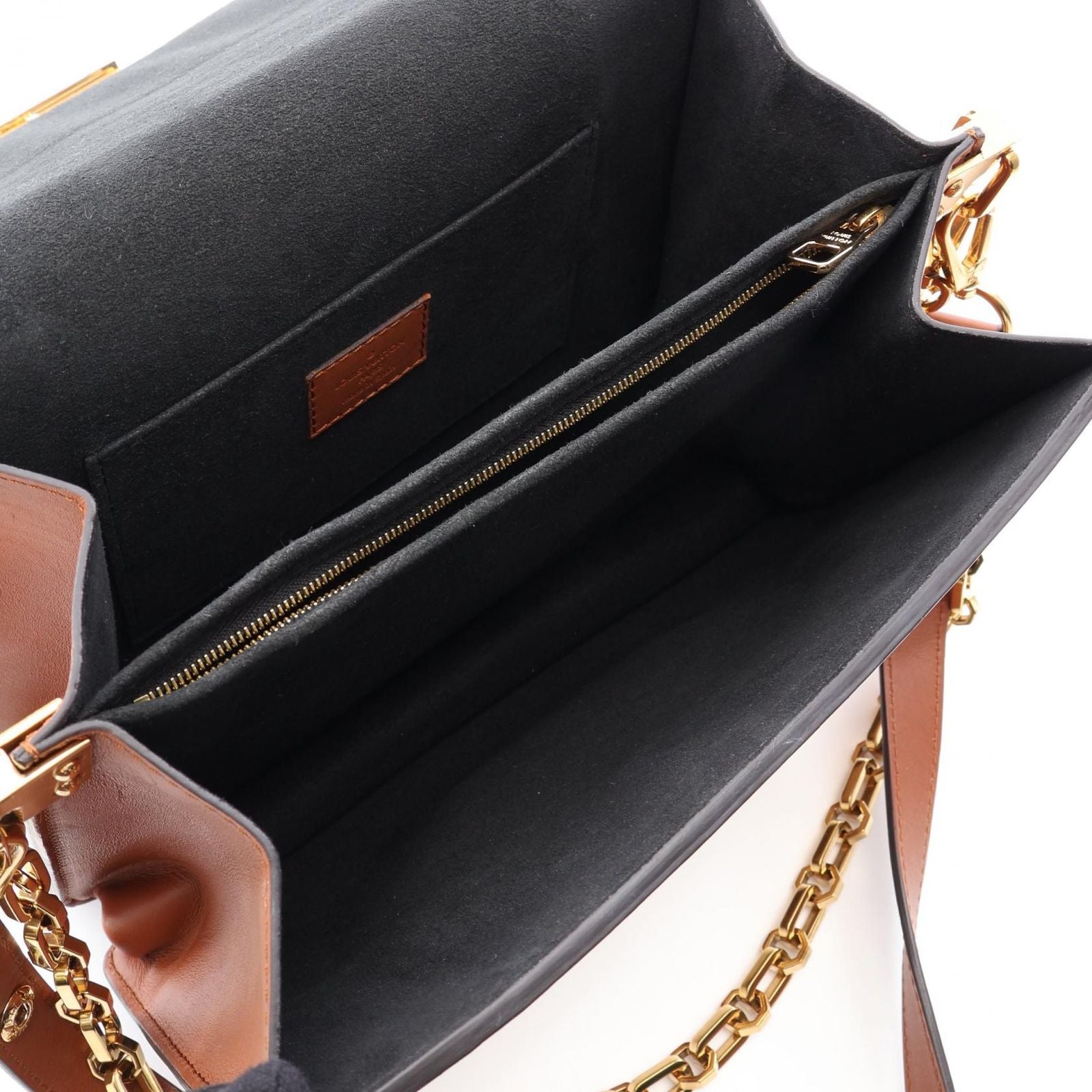 Louis Vuitton Shoulder Bag Dauphine MM 2-Way Leather — view 3