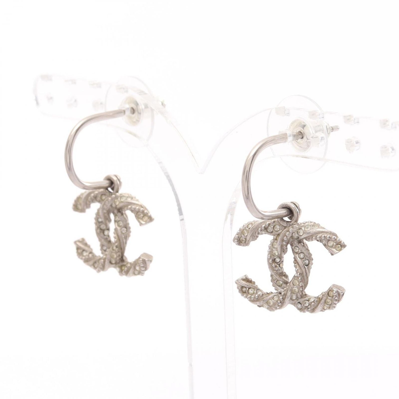Chanel Earrings CC Logo Hoop — view 2
