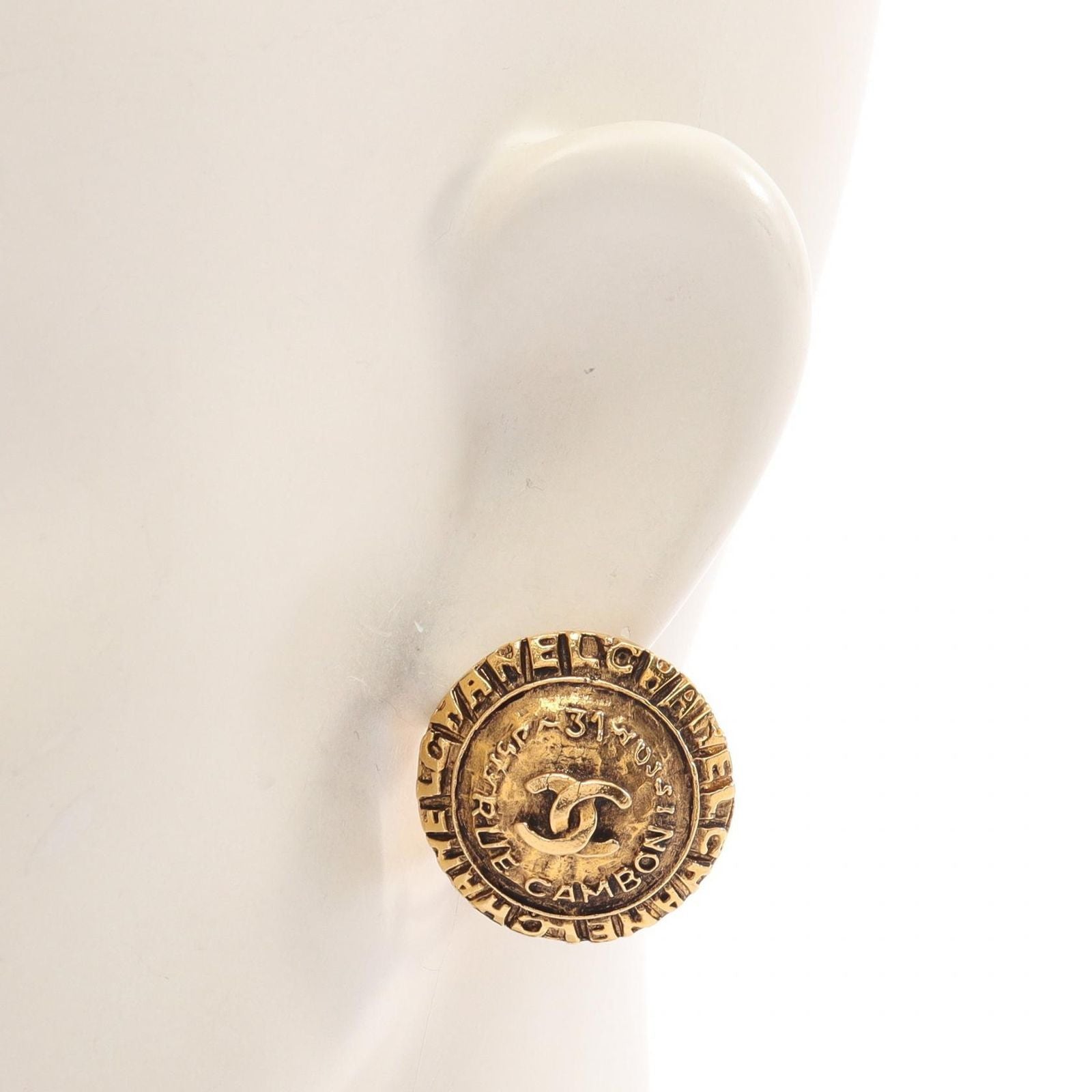 Chanel Earrings CC Logo Vintage — view 4