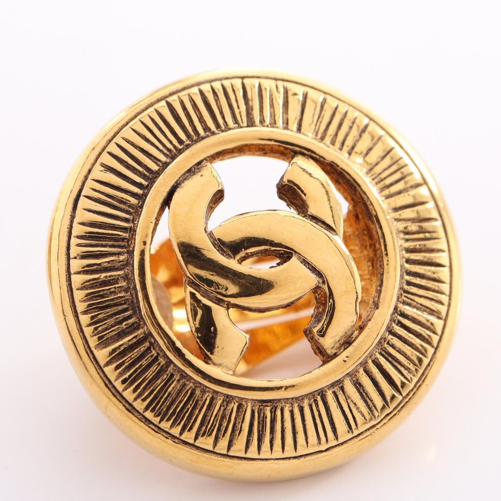 Chanel Earrings CC Logo — view 8
