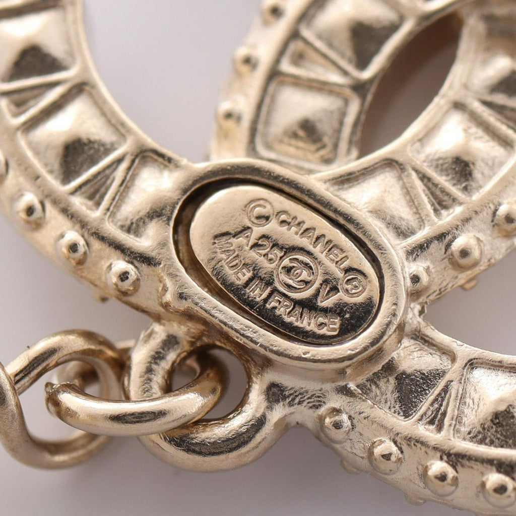 Chanel Earrings CC Logo — view 3
