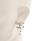Chanel Earrings CC Logo — view 4