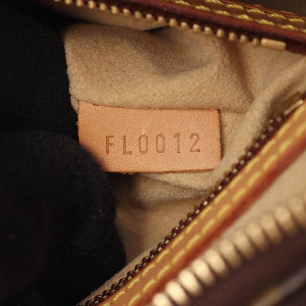 Louis Vuitton Shoulder Bag Looping MM Monogram Canvas Leather — view 5