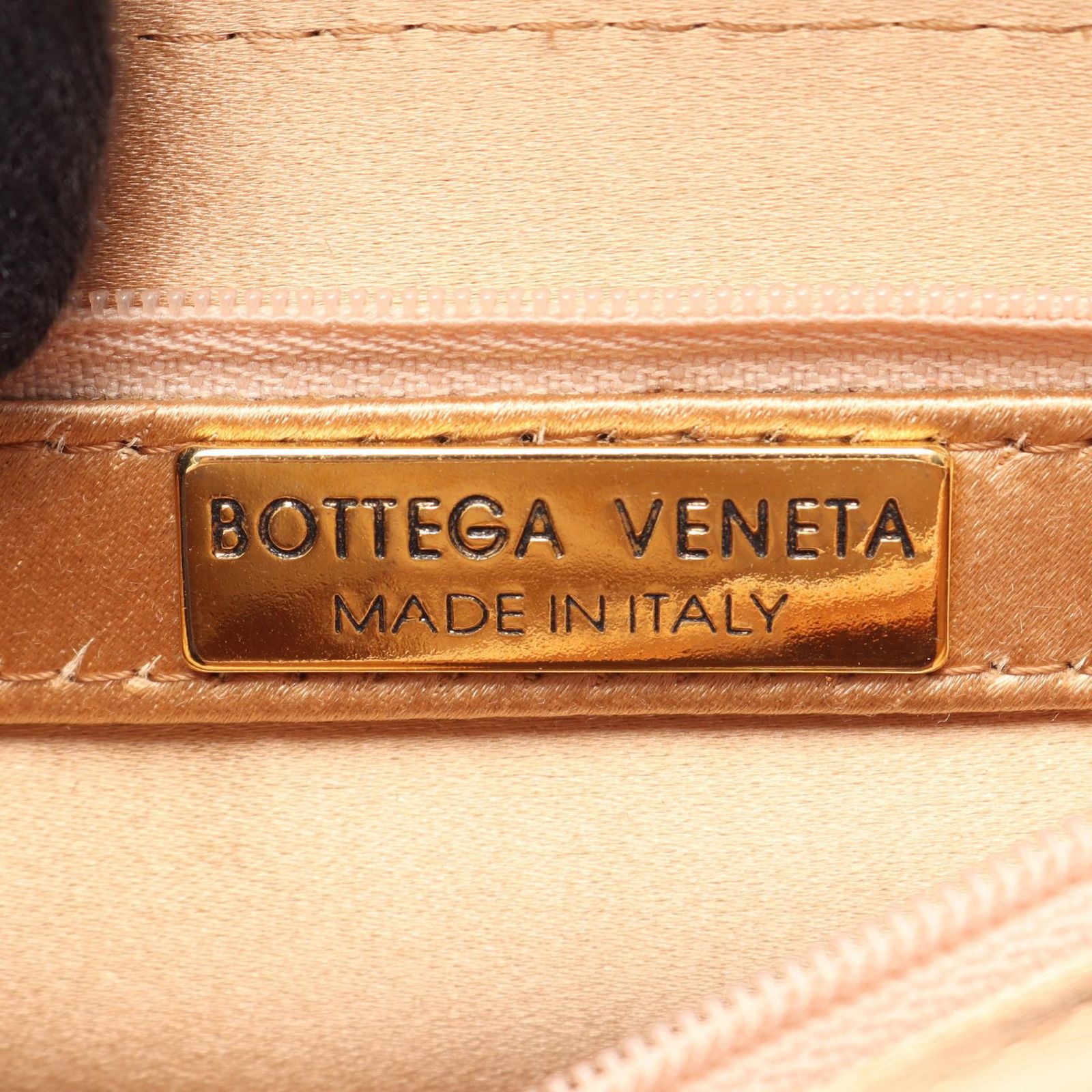 Bottega Veneta Shoulder Bag Intrecciato Pink Gold Fabric — view 4