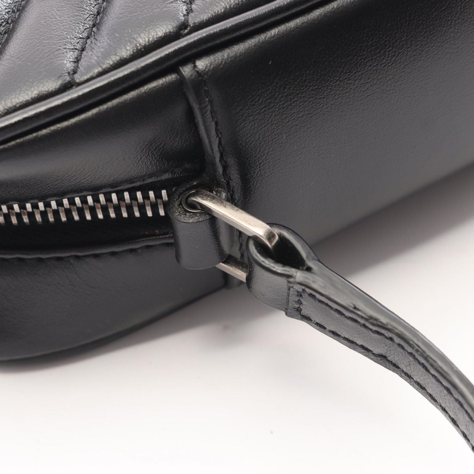 Saint Laurent Paris Shoulder Bag Lou Black Leather — view 7