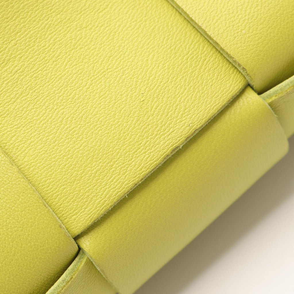 Bottega Veneta Waist Bag Cassette Maxi Intrecciato Yellow Green Leather — view 7