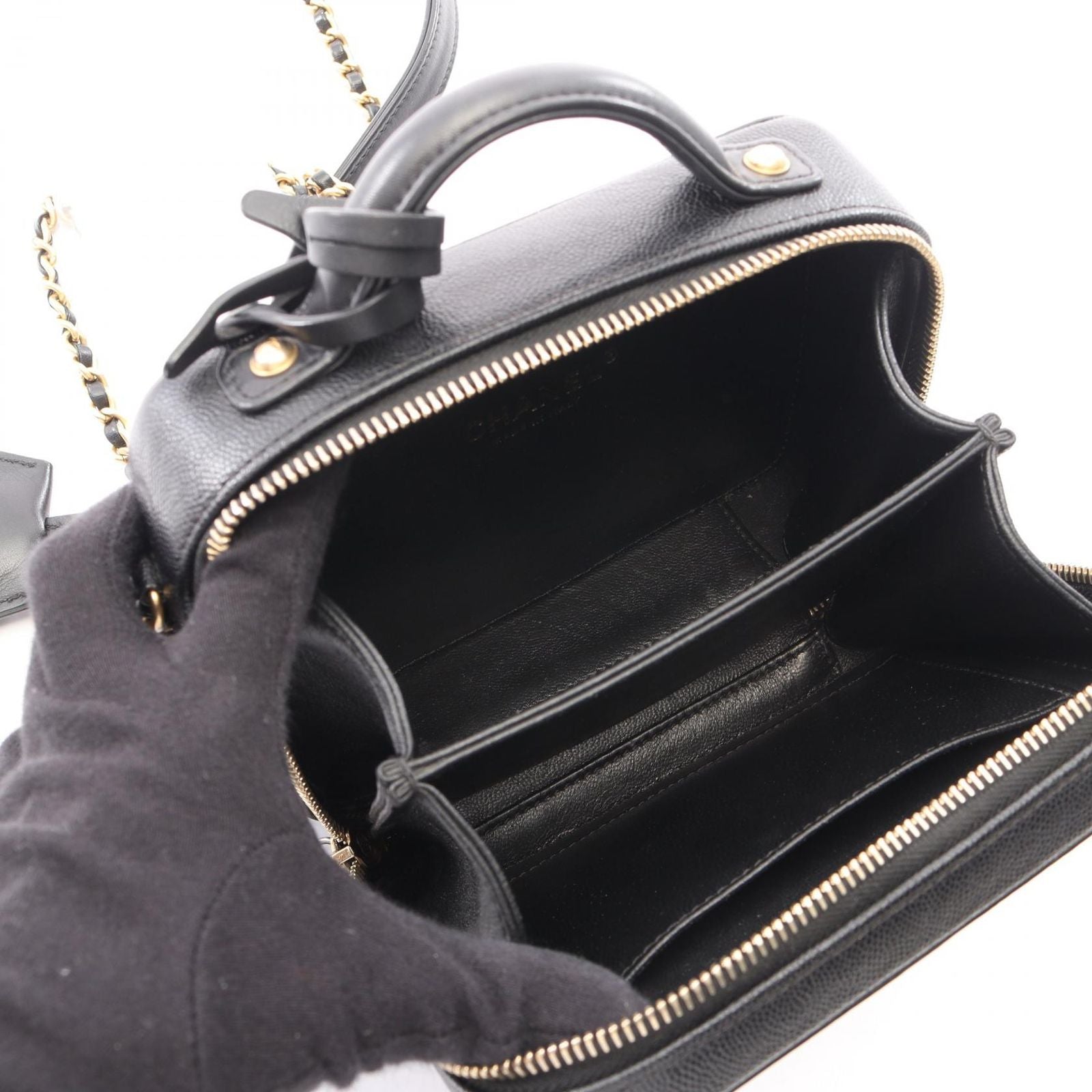 Chanel Shoulder Bag CC Figry Small Vanity 2-Way Black Caviar Leather CC Quilted — view 3