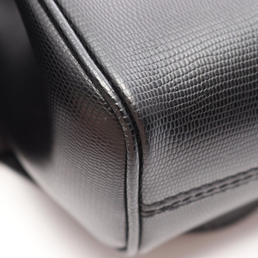 Celine Shoulder Bag Circle Logo Black Leather — view 5