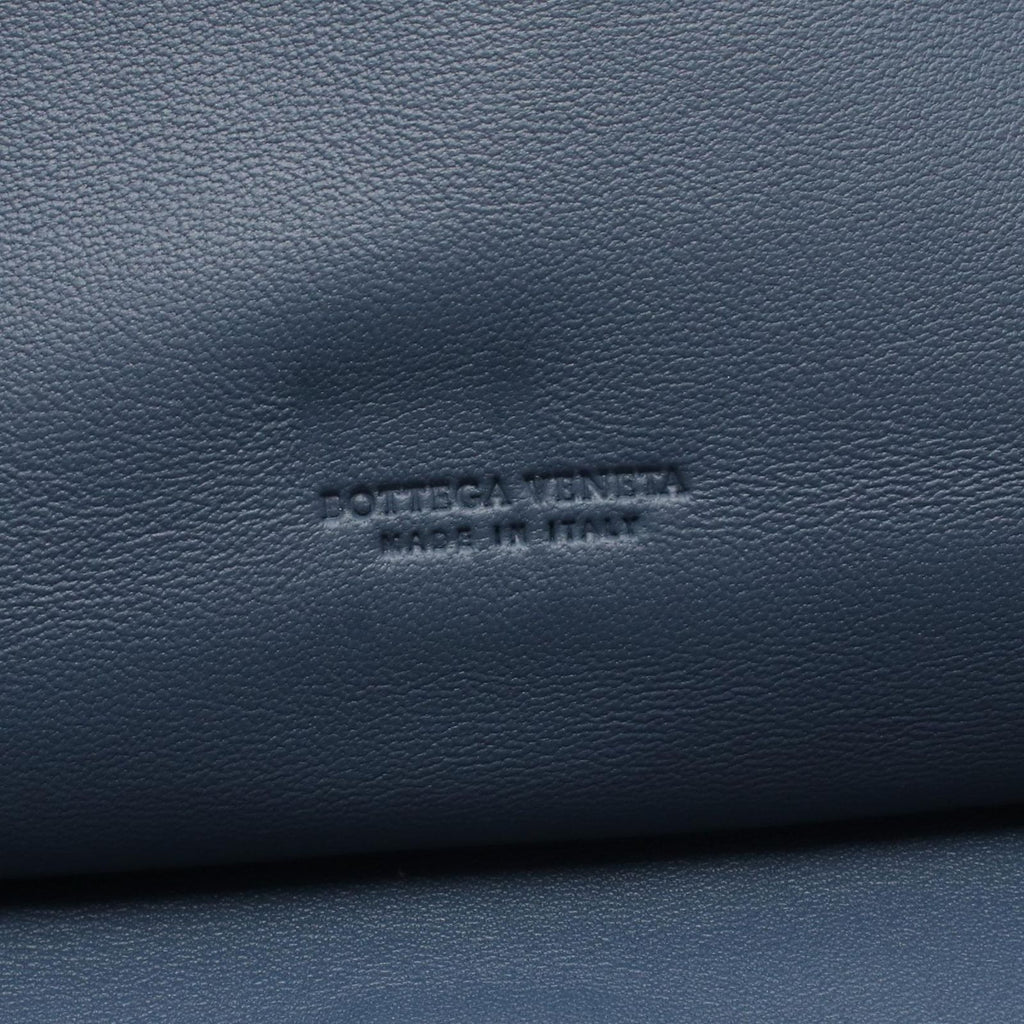 Bottega Veneta Clutch Micro Macro Blue Black Lambskin — view 5