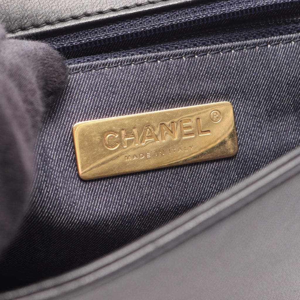 Chanel Shoulder Bag CC Logo Full Flap Black Lambskin CC Small Chain — view 4