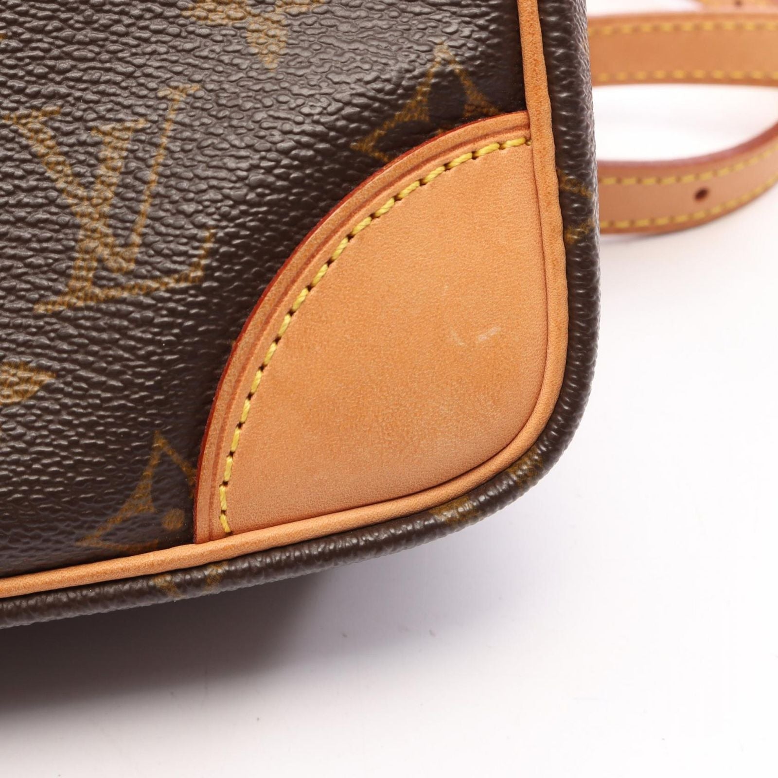 Louis Vuitton Shoulder Bag Trocadero 27 Monogram Canvas Leather — view 7
