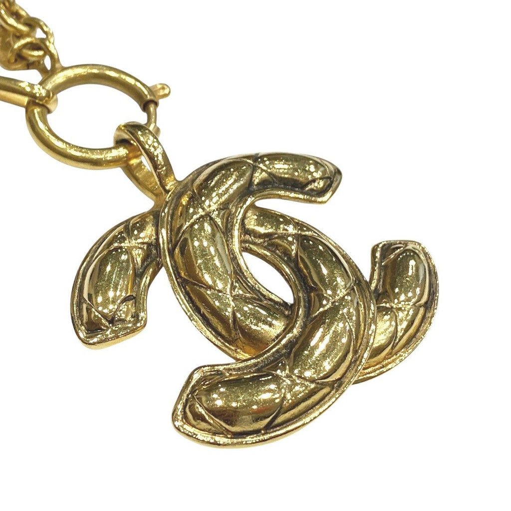 Chanel Quilted Necklace a Creasing Sally 72 — view 7