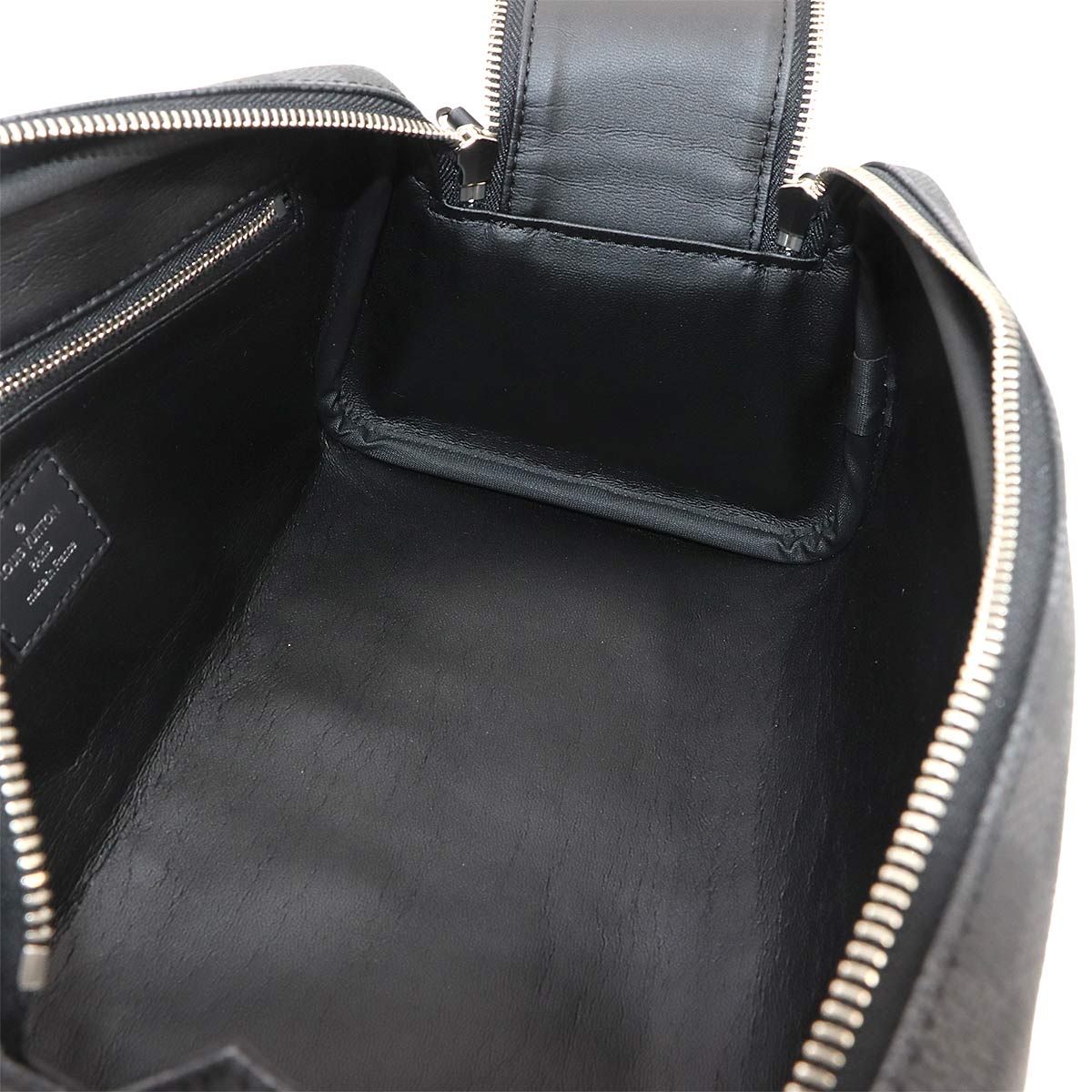 Louis Vuitton Damier Graphite Dopp Kit Hand Bag Black Gray — view 8