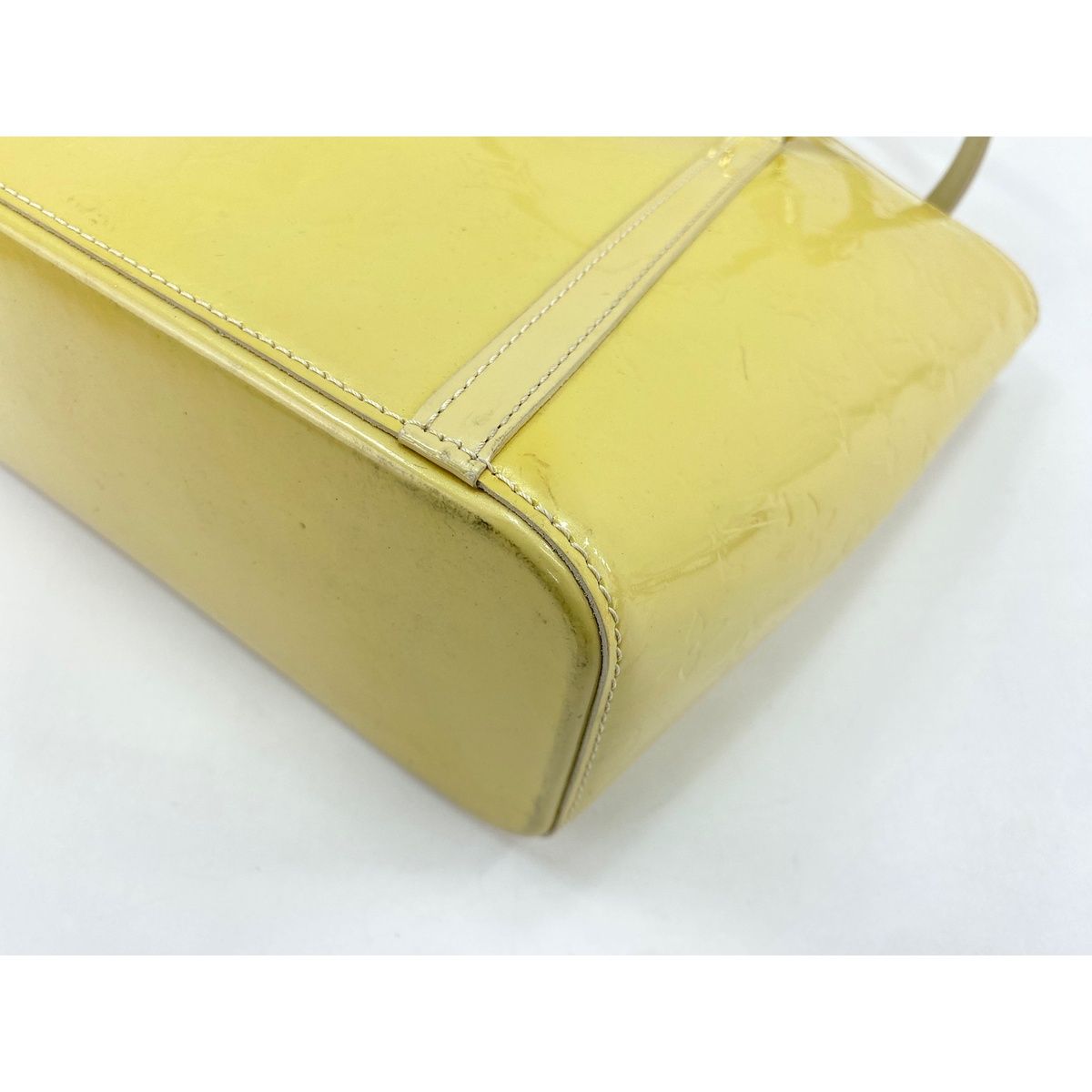 Louis Vuitton Avalon MM Bag — view 8