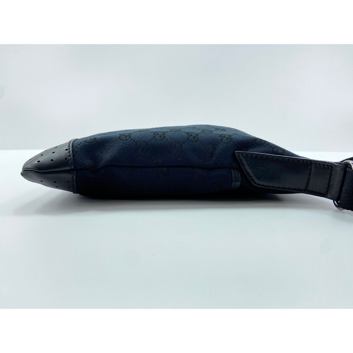 Gucci Shoulder Bag Black — view 6