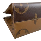 Louis Vuitton Tote Bag On The Go MM Monogram Reverse — view 6