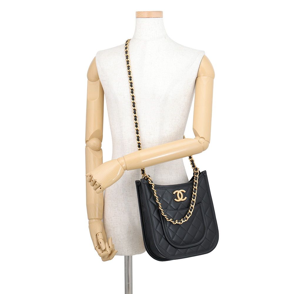 Chanel Chain Shoulder Bag Quilted CC Logo Hobo Lambskin 2-Way Black — view 5