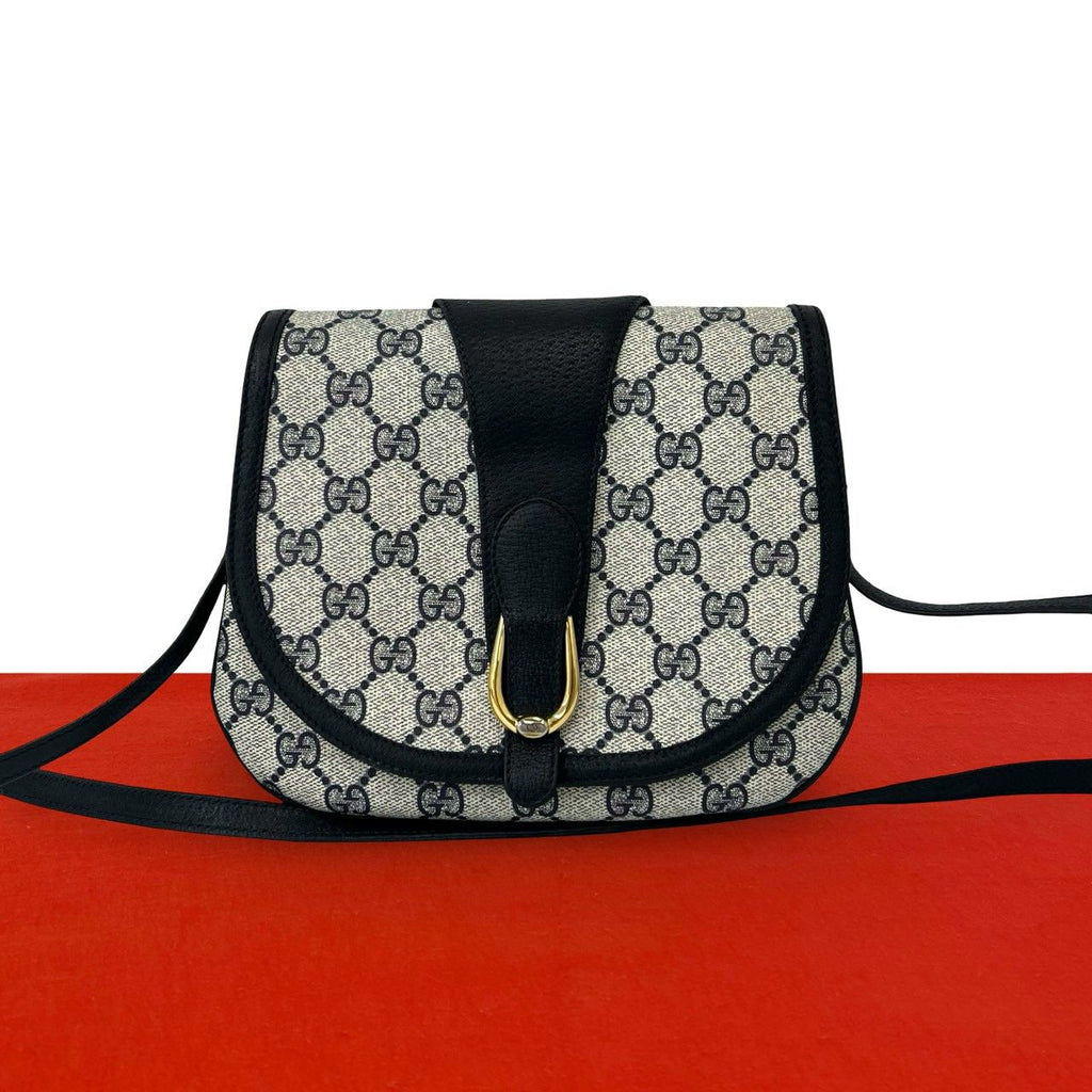 Gucci Vintage GG Logo Pattern Leather Mini Shoulder Bag Crossbody Pochette Navy