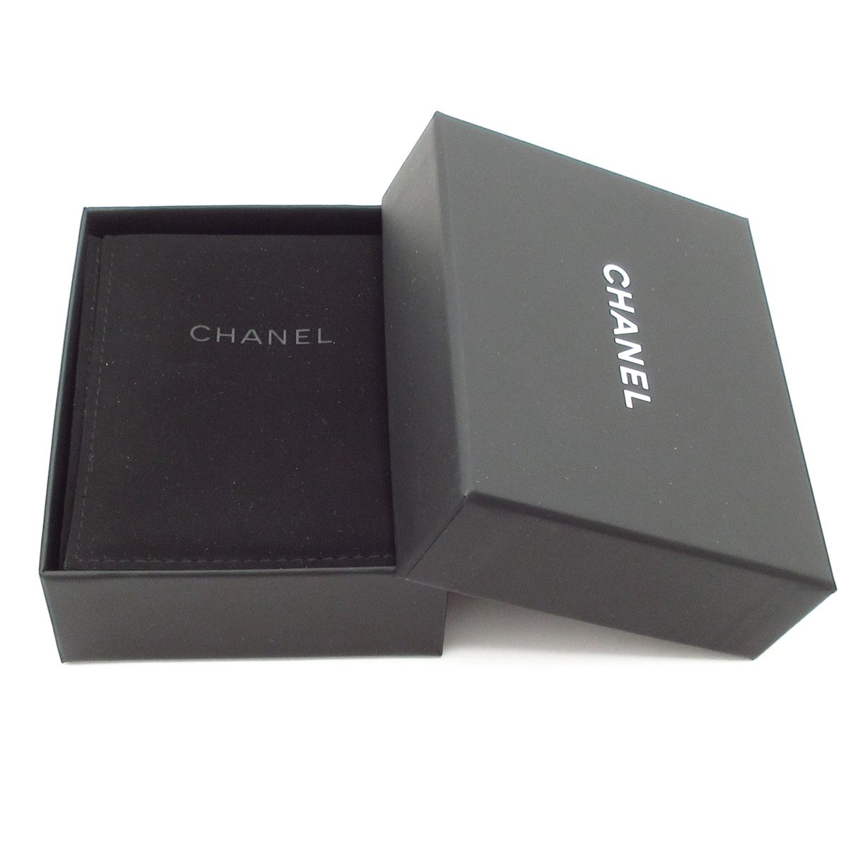 Chanel Necklace Gold Coin — view 7