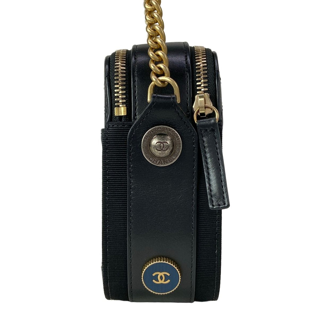Chanel Shoulder Bag Quilted Black Chain Vintage Gold Leather — view 4