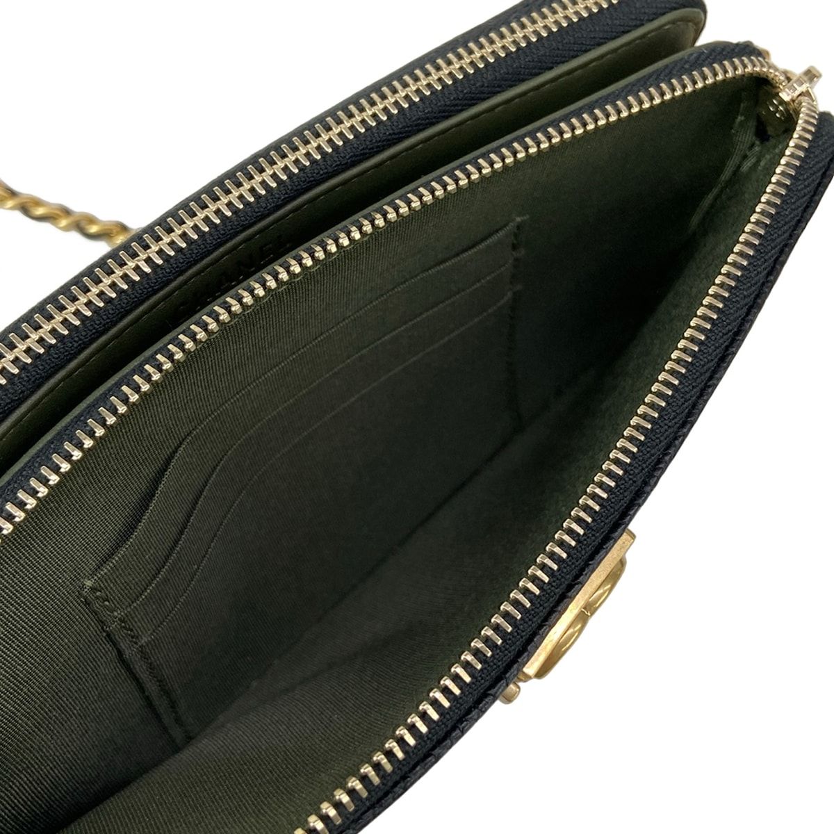 Chanel Wallet Boy Quilted Black Chain Matte Togo Shoulder Bag — view 5
