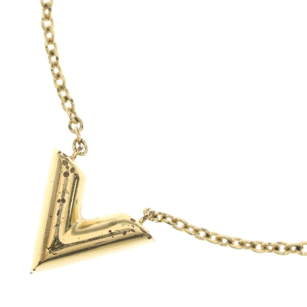 Louis Vuitton Essential Necklace Gold