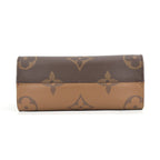 Louis Vuitton Monogram Reverse Giant On The Go PM 2-Way Tote Bag — view 3