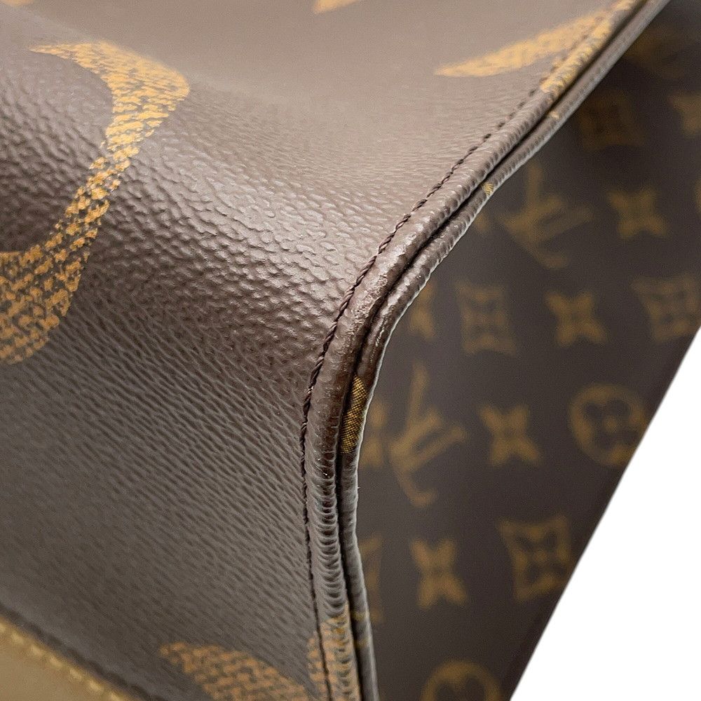 Louis Vuitton Tote Monogram Reverse Giant On The Go GM 2-Way Shoulder Bag — view 8