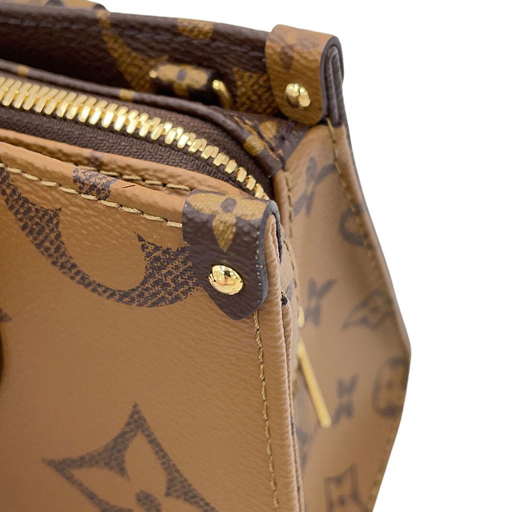 Louis Vuitton Monogram Reverse Giant On The Go East West Chain Tote Bag — view 8
