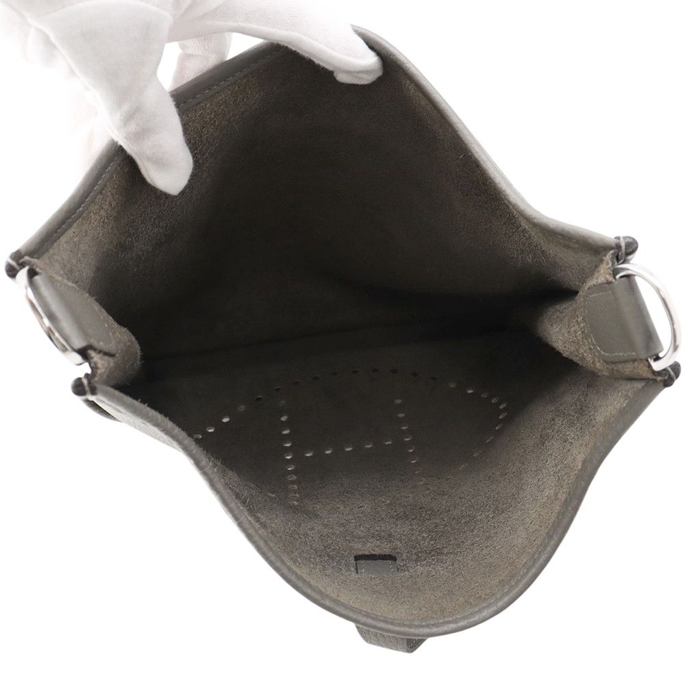 Hermes Shoulder Bag Evelyne 3 PM Grimeyer Silver Taurillon Clemence — view 5