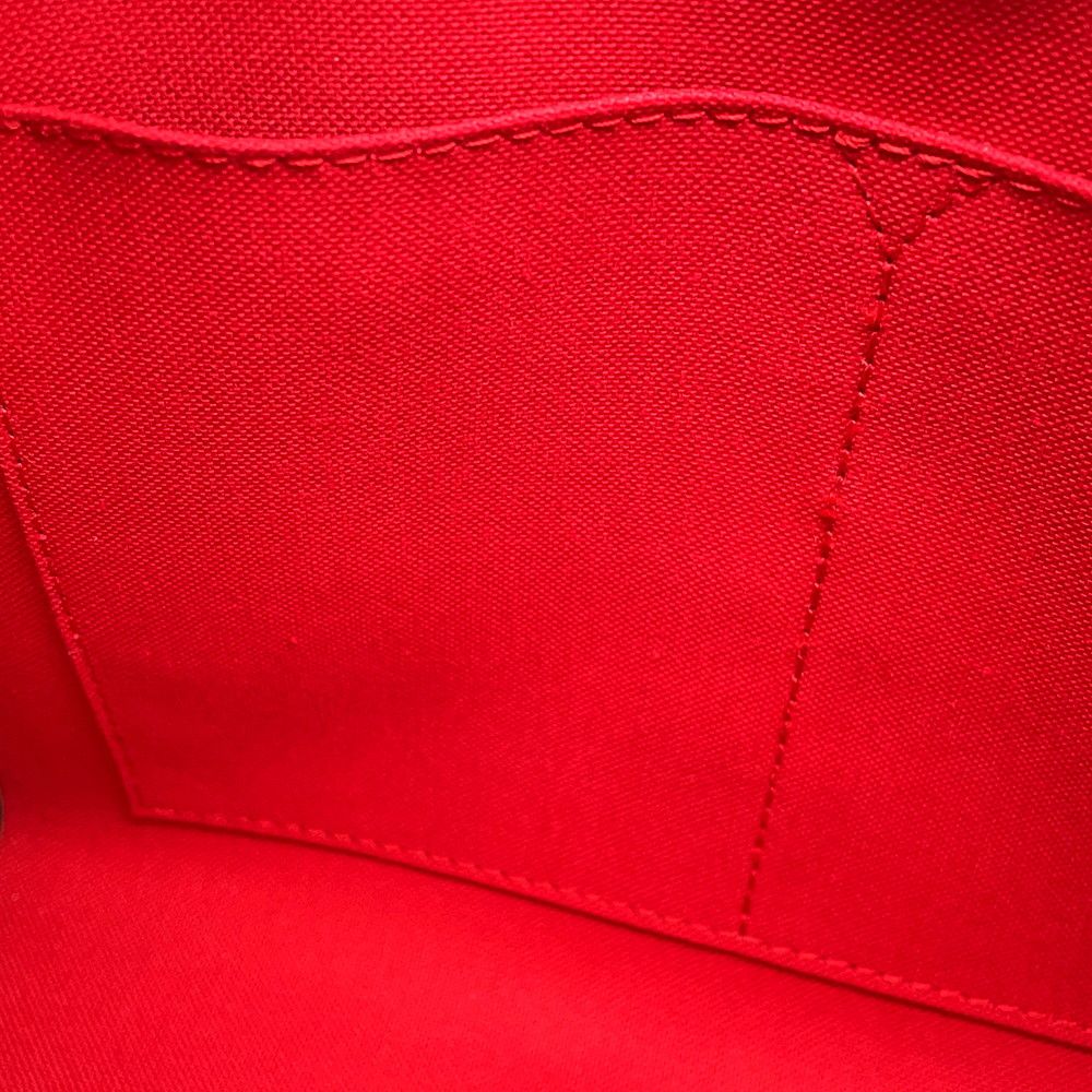 Louis Vuitton Monogram Reverse Giant On The Go PM 2-Way Shoulder Bag — view 8