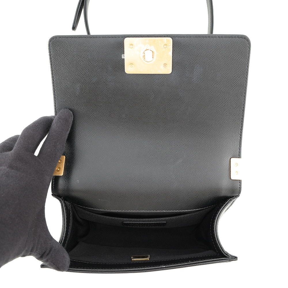 Chanel Chain Shoulder Bag Boy Small Quilted CC Logo Boy Black — view 6