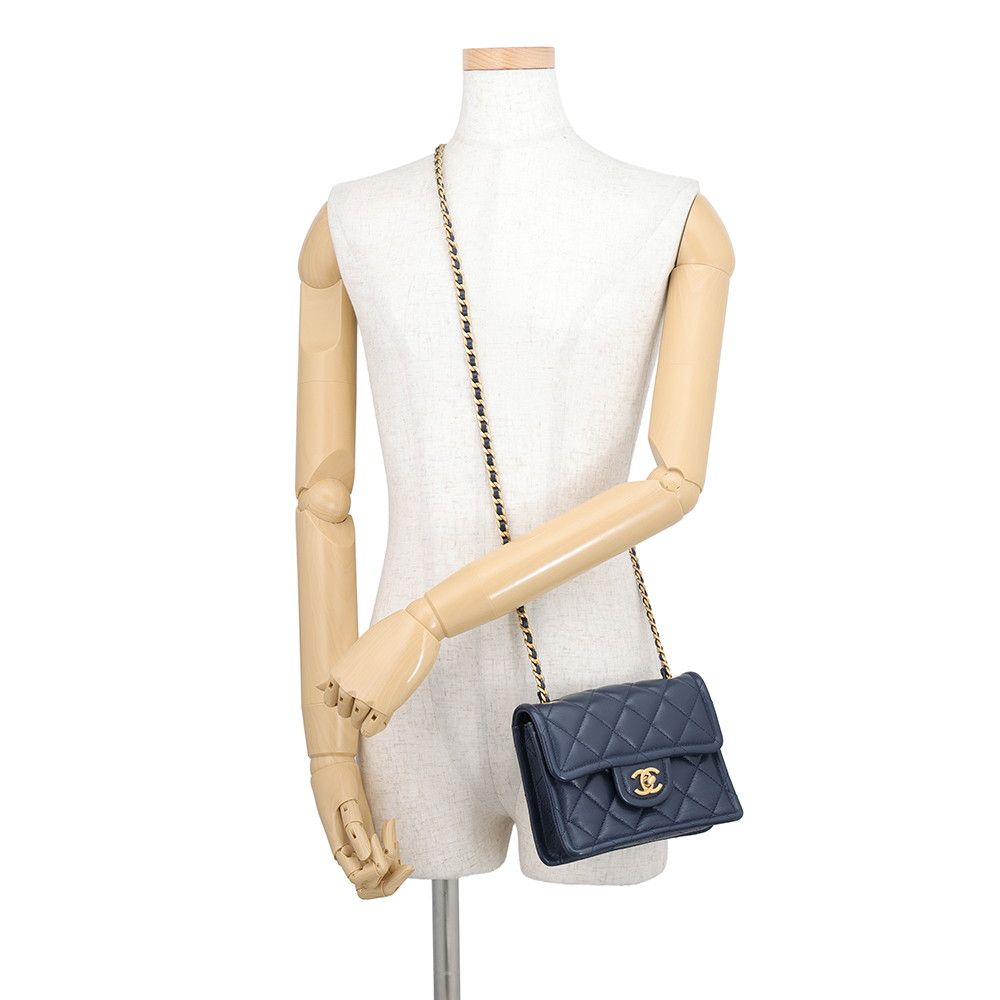 Chanel Chain Shoulder Bag Mini Quilted CC Logo Caviar Leather — view 4
